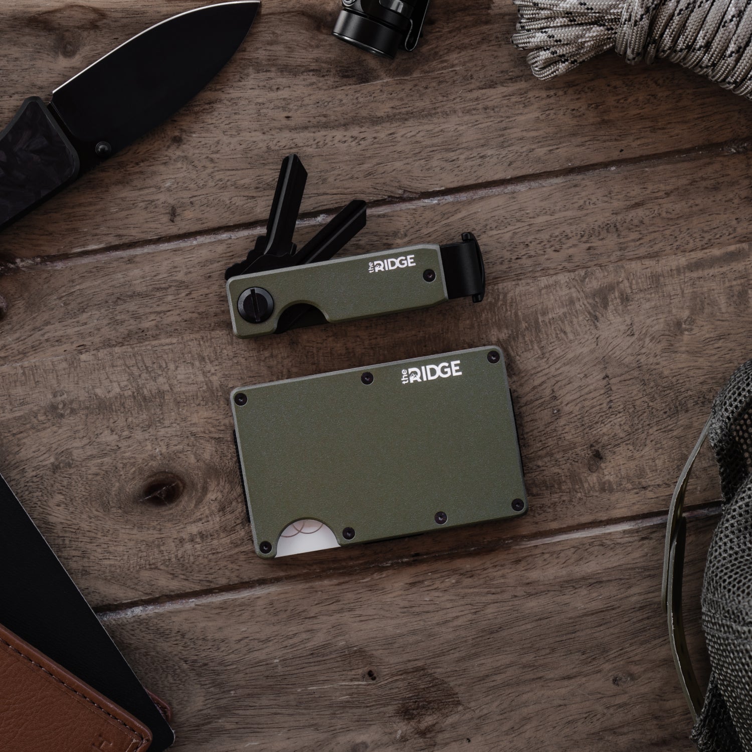 The Ridge Wallet Makes Carrying Your Cards Safe And Light!