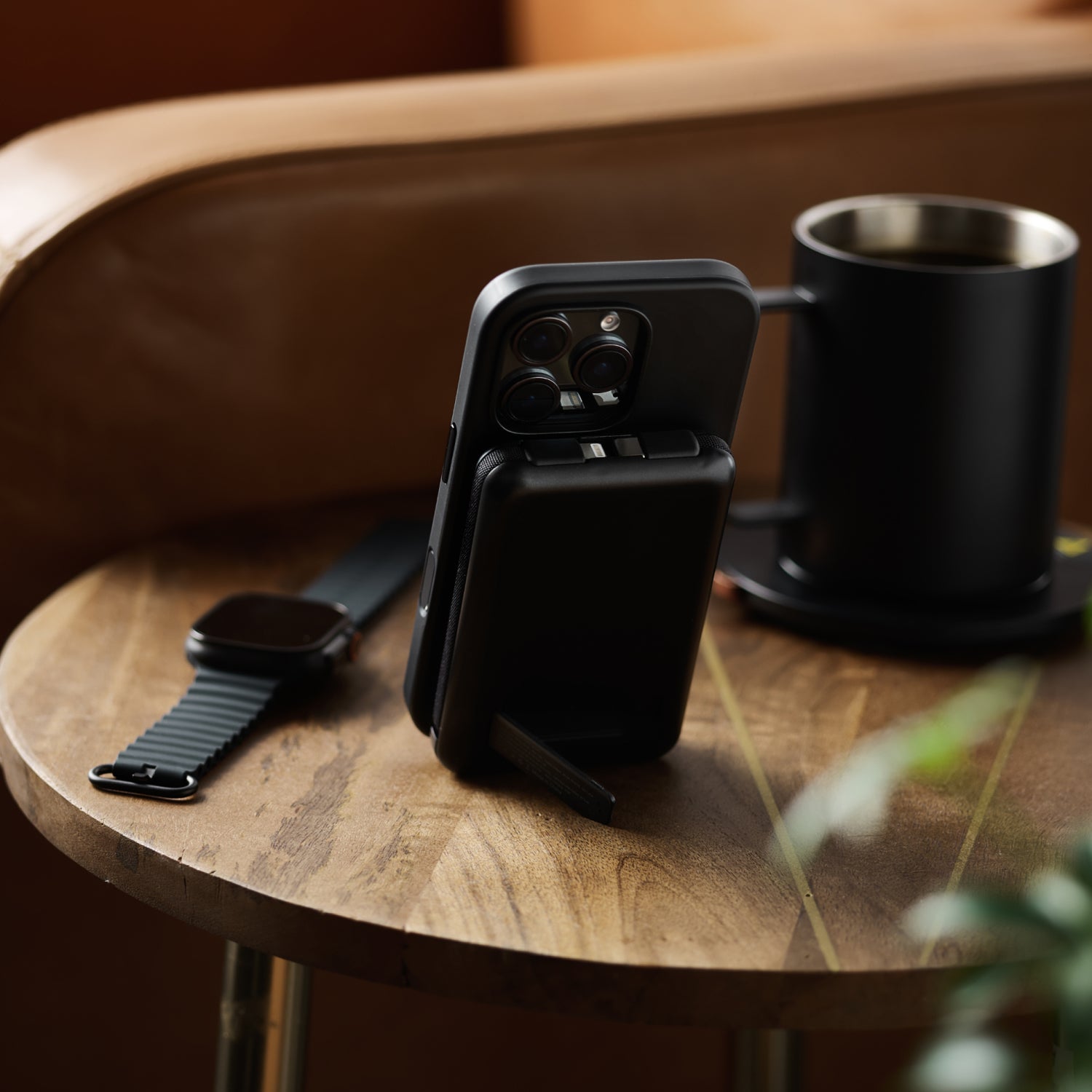 Magnetic Power Bank - Matte Black