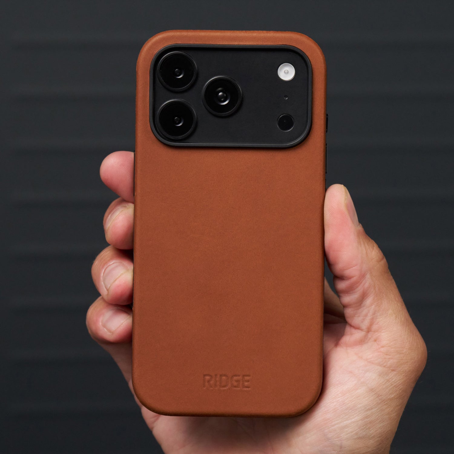 Ridge Phone Case - iPhone 18 Pro - Tobacco Brown Leather